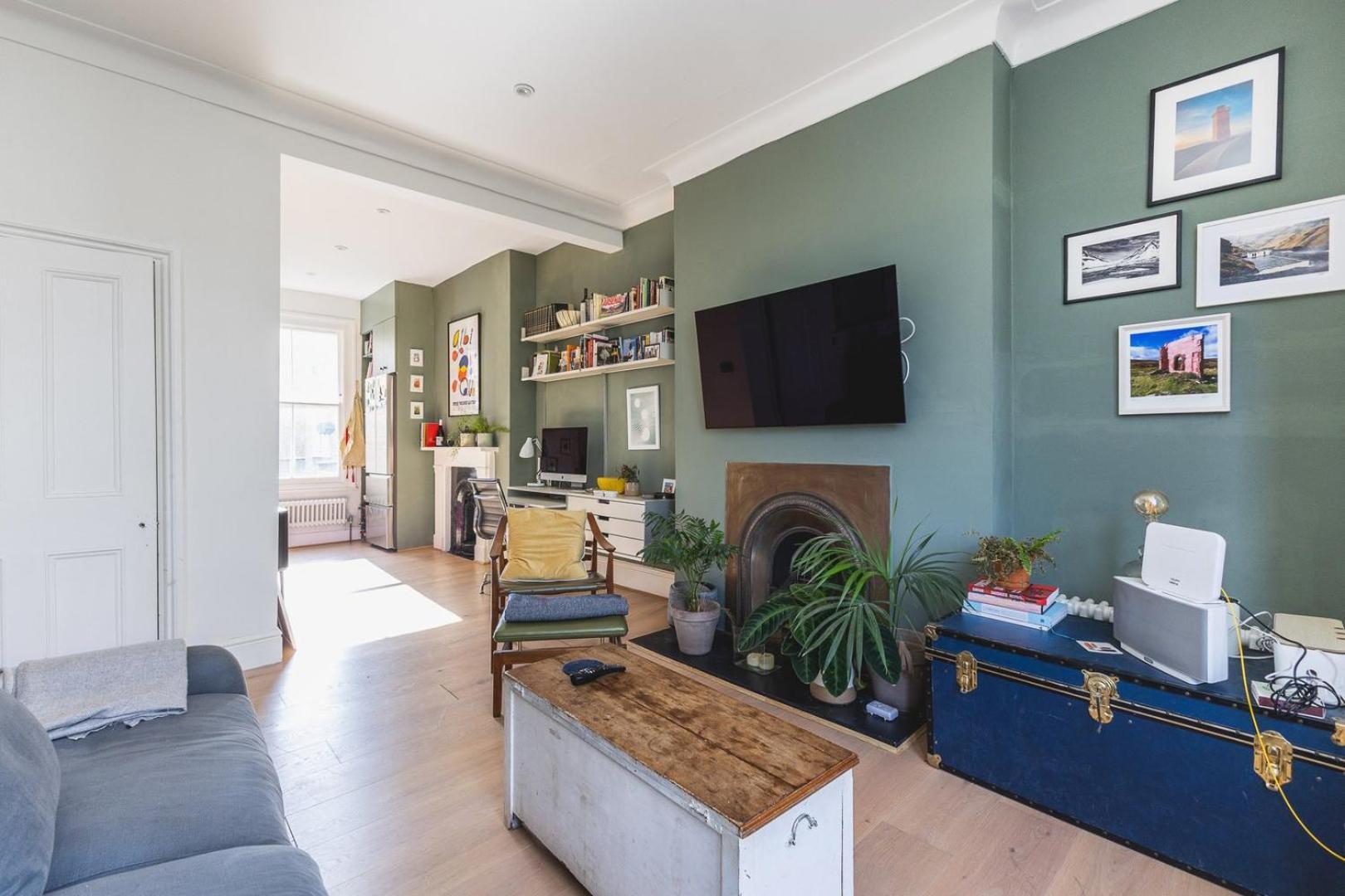 Leafy & Stylish Brixton Retreat